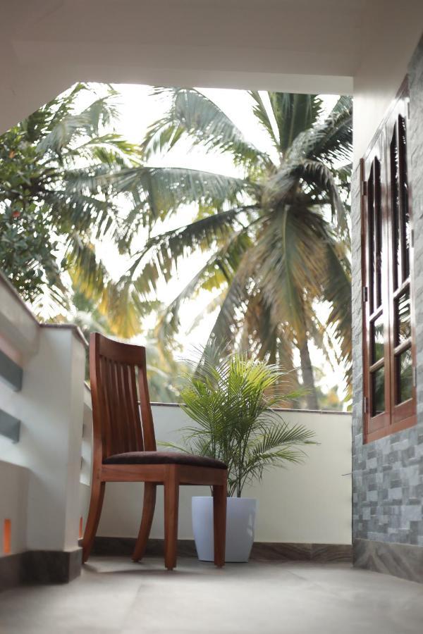Villa Anandha Thiruvananthapuram Kültér fotó